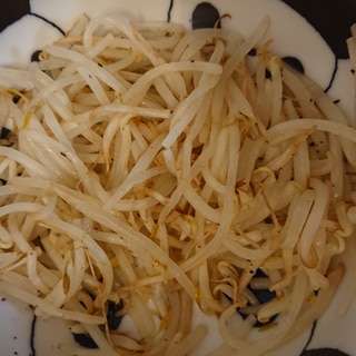 電子レンジで⭐もやしのバター和え